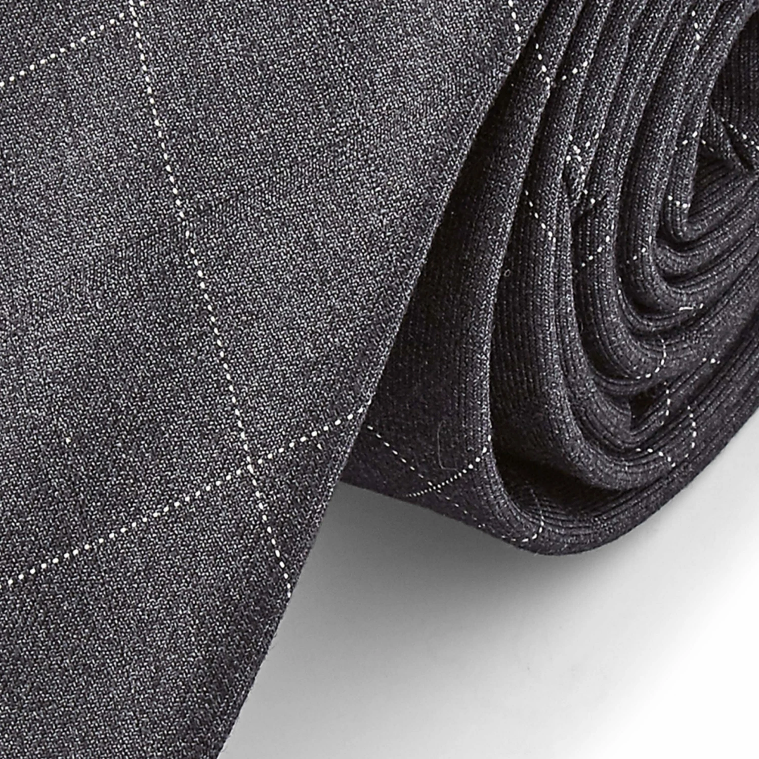 Bohemian Revolt Cravate à carreaux gris foncé – Image 2