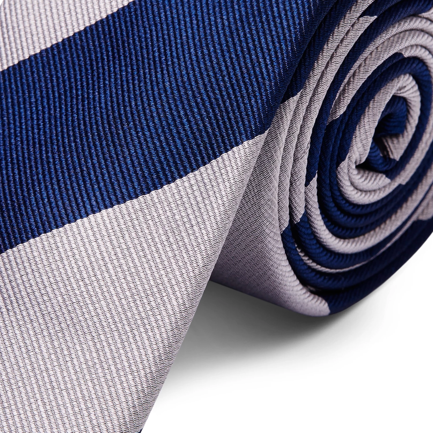 Trendhim Cravate en soie Ă rayures argent et bleu marine - 6 cm â Image 2