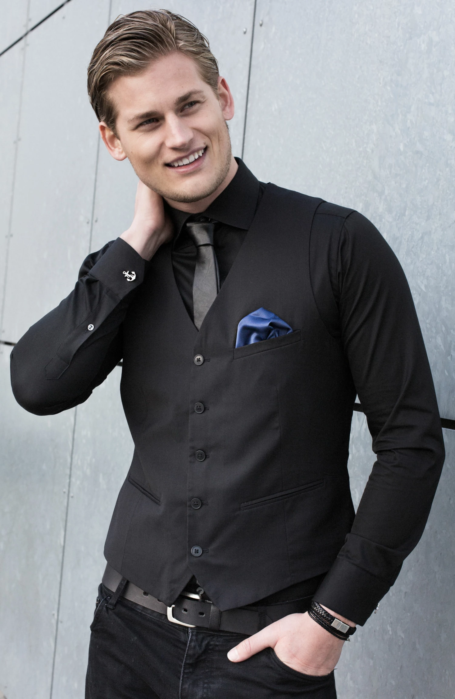 Tailor Toki Cravate en simili-cuir noir â Image 3