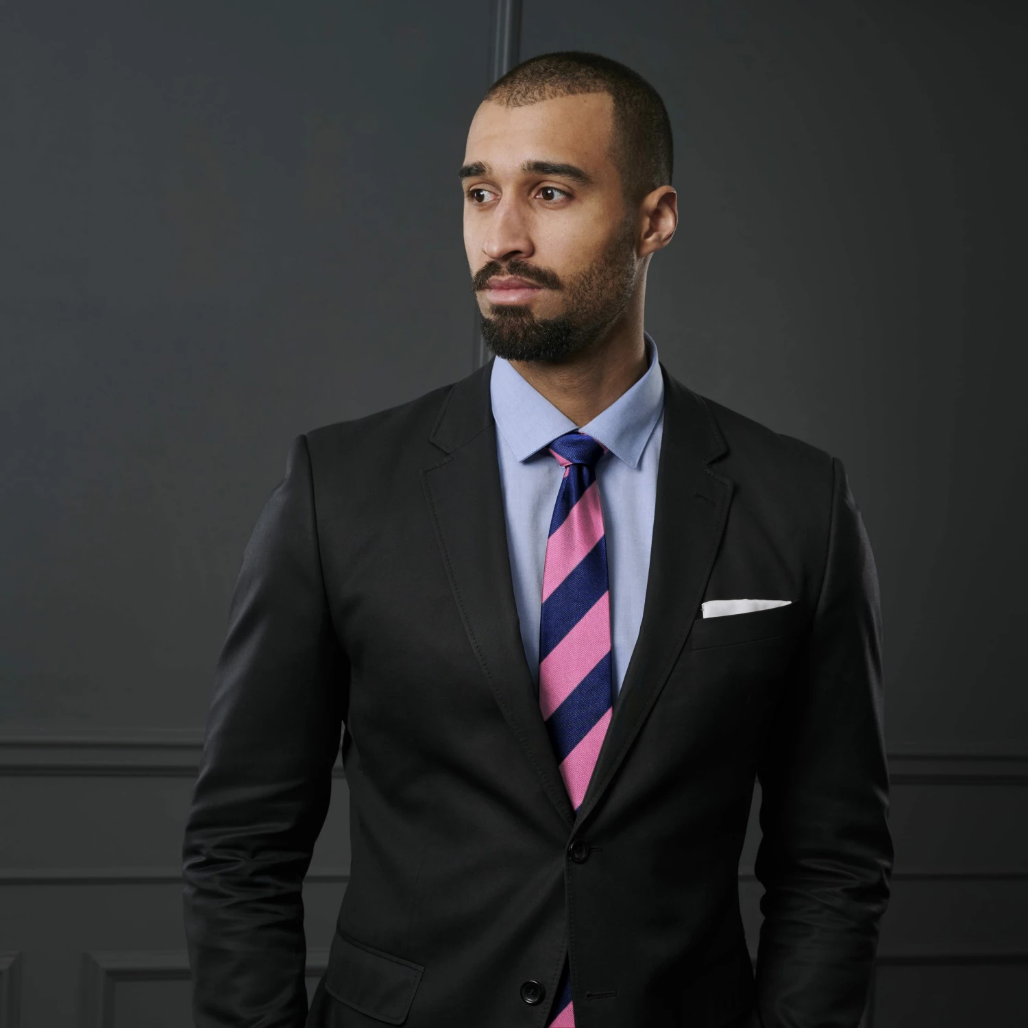 Trendhim Cravate en soie à rayures rose et bleu marine - 8 cm – Image 4