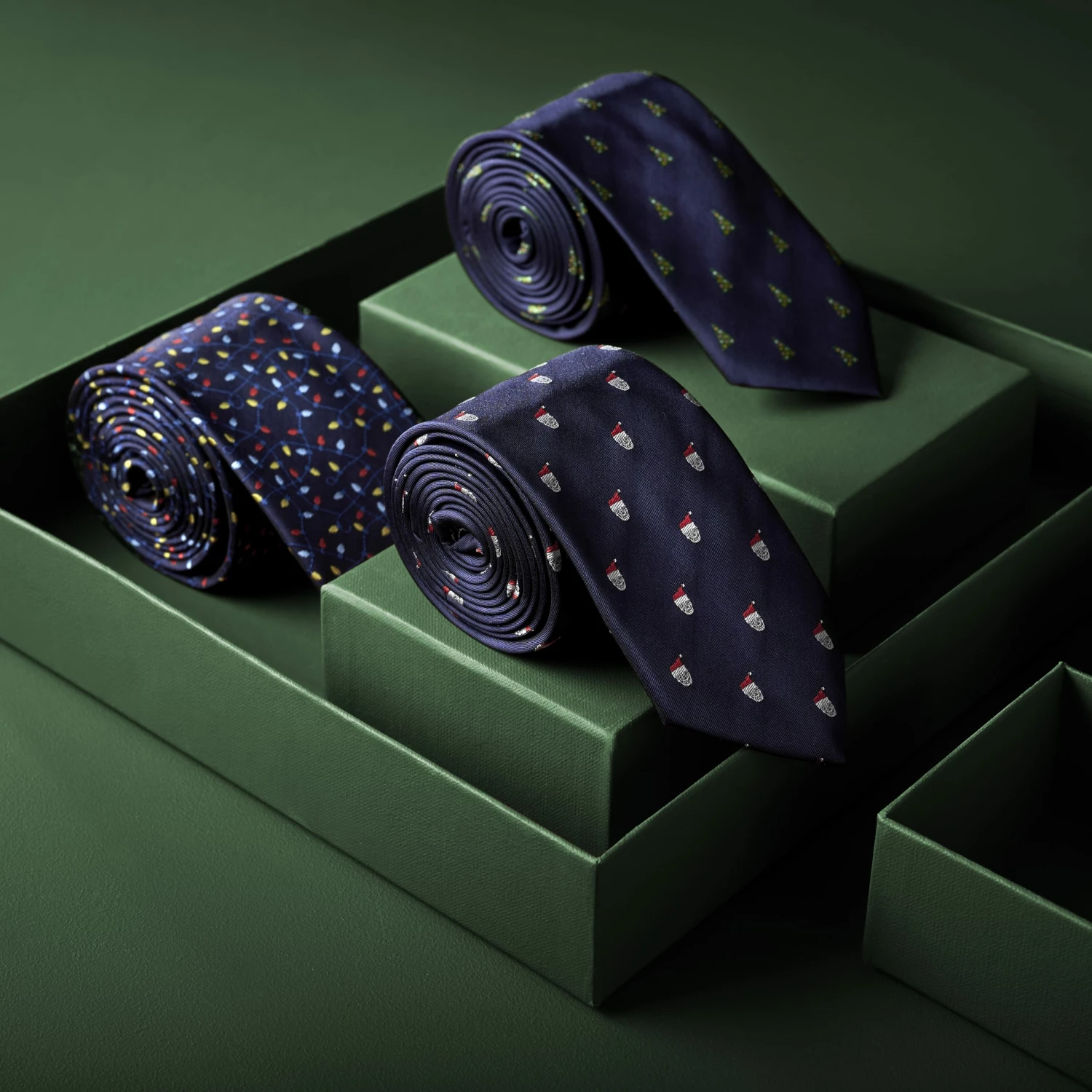 Trendhim Cravate bleu marine à motifs têtes de mort de Noël – Image 3